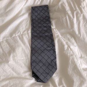 Banana Republic GreyTie w/ black squares